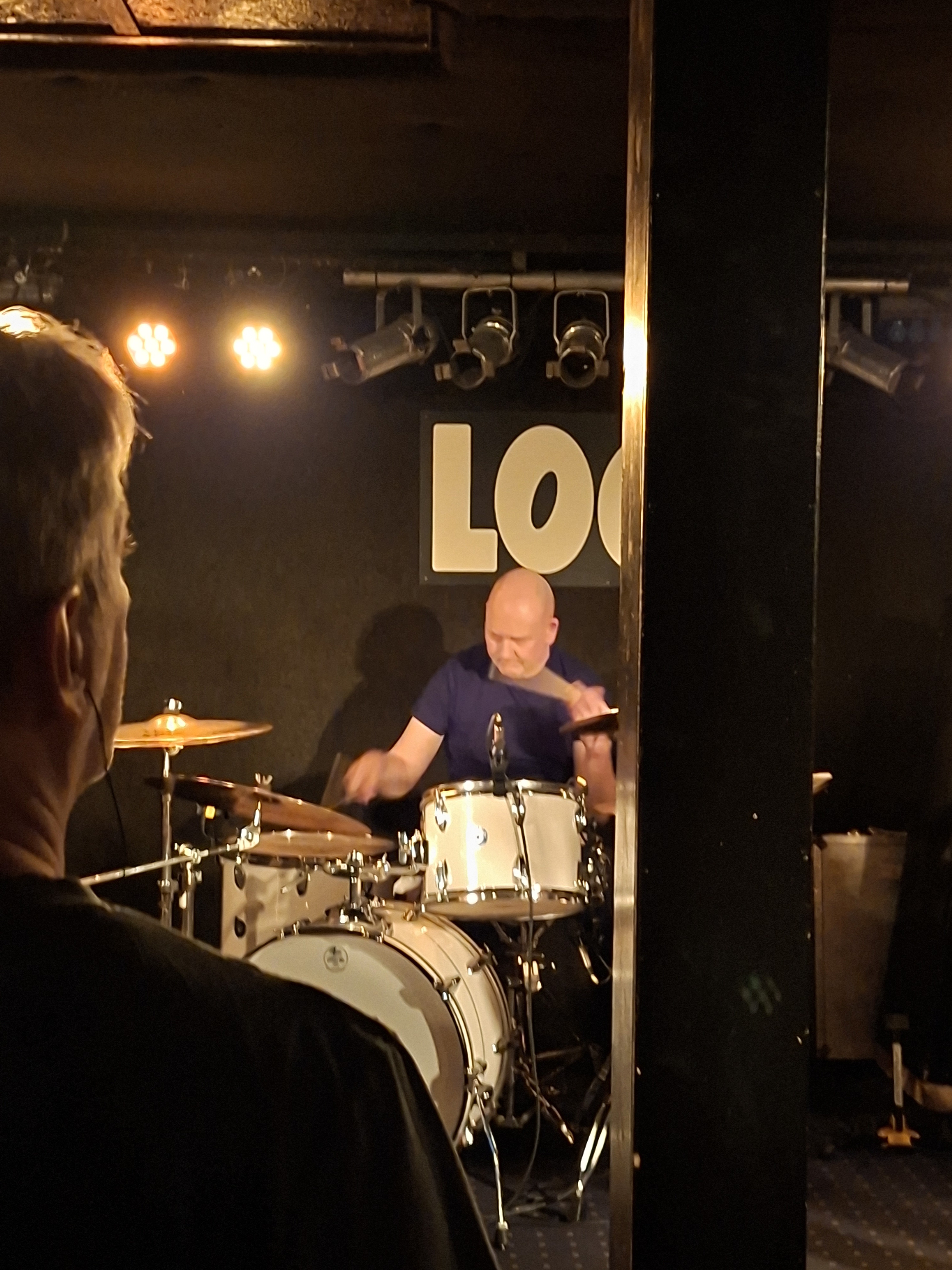 BevisFrond2026-04-22LogoHamburgGermany (15).jpg